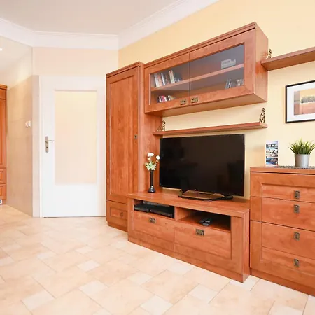 Spacious Apartment Victus With Parking And Balcony In Sopot By Noclegi Renters *