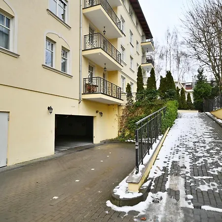 Spacious Apartment Victus With Parking And Balcony In Sopot By Noclegi Renters